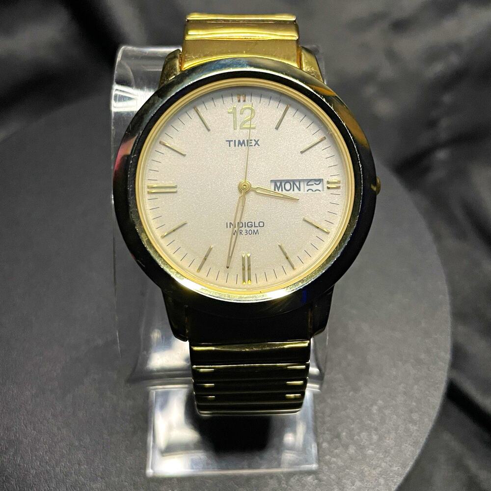 Timex Indiglo Quartz Day/Date Indiglo Gold Tone SS White Dial 38mm New Battery